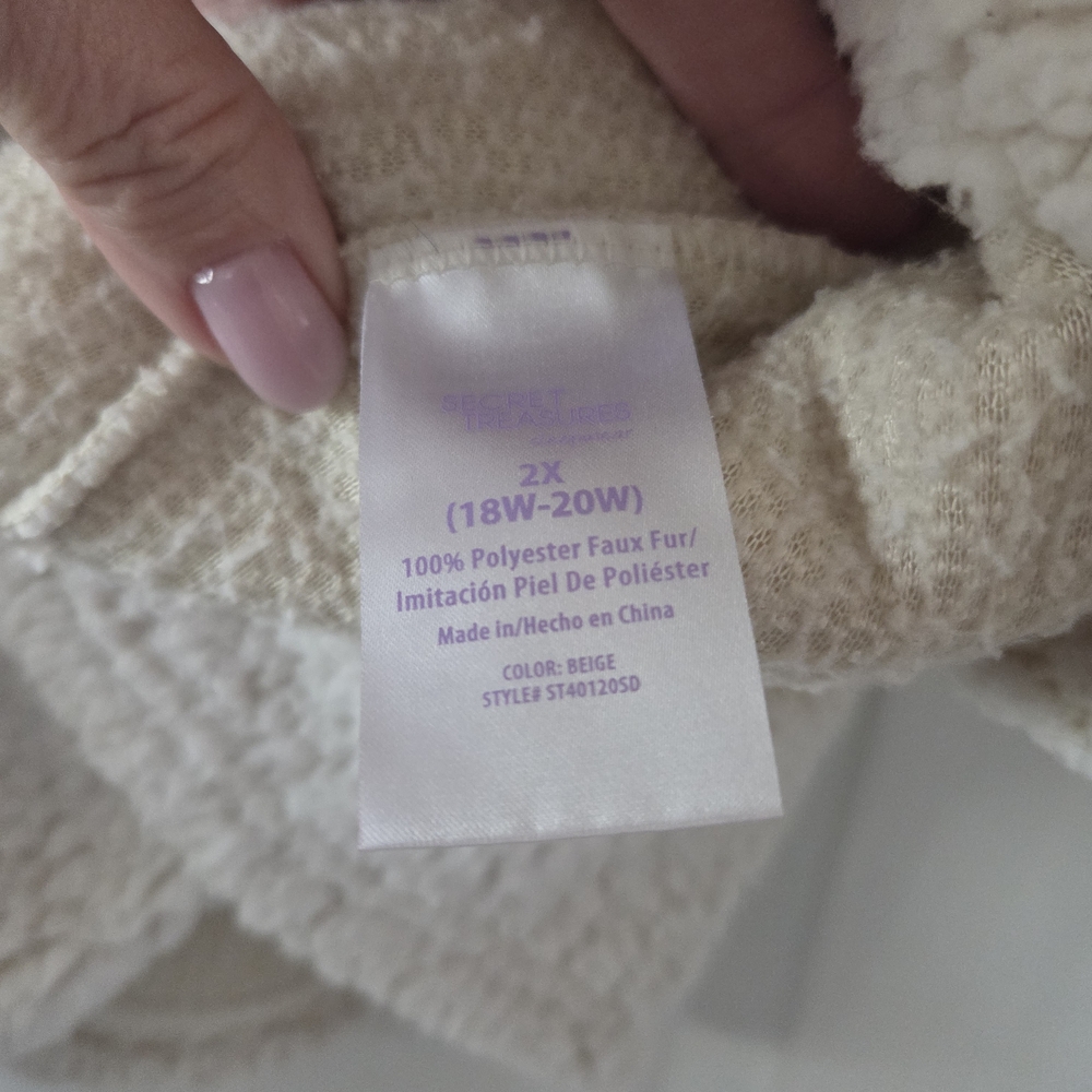 Secret Treasures Cream Bull Dog Sleep Sweater - Picture 4 of 5